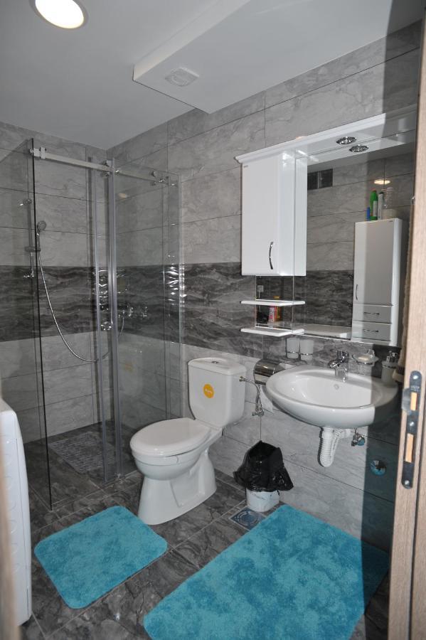 Twins Apartments Čačak Eksteriør billede